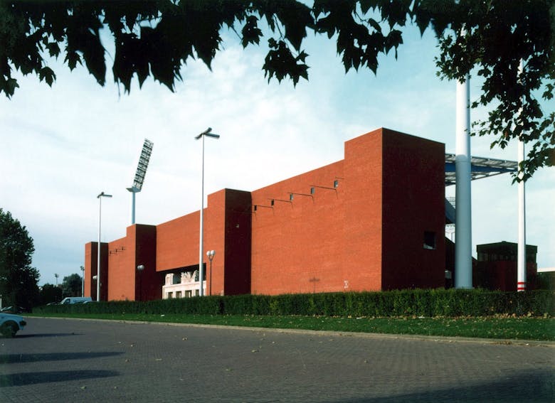 Koning Boudewijnstadion in Brussel i.s.m. Bureau d’Etudes René Greisch en Architectenbureau Van Campenhout, 1994 I foto Wim Van Nueten