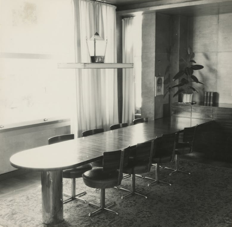 Eduard Van Steenbergen, interieur van de eigen woning in Antwerpen (Berchem), 1932