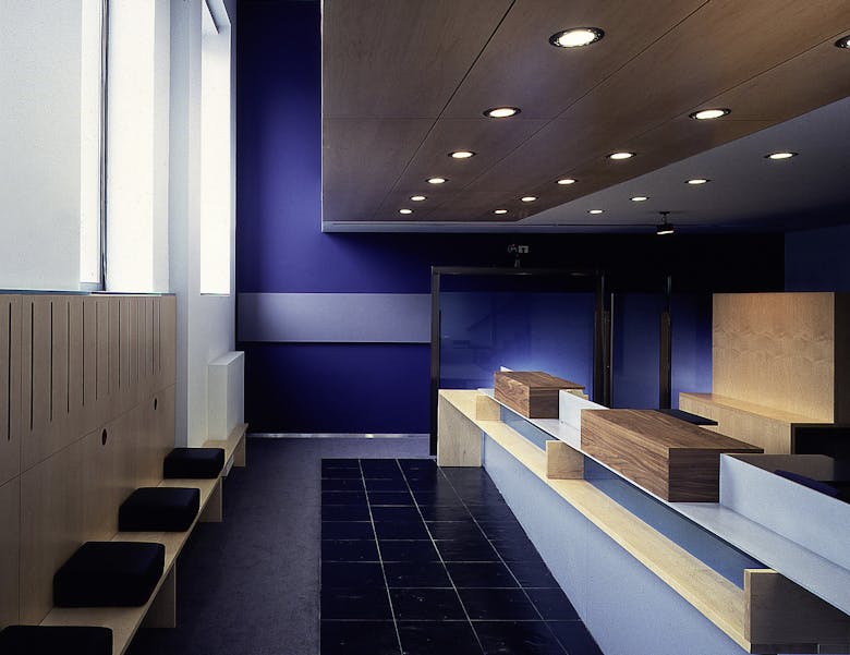 Interior design of the bank affiliate "Spaarkrediet" in Ghent, 1991-1992 | © Reiner Lautwein