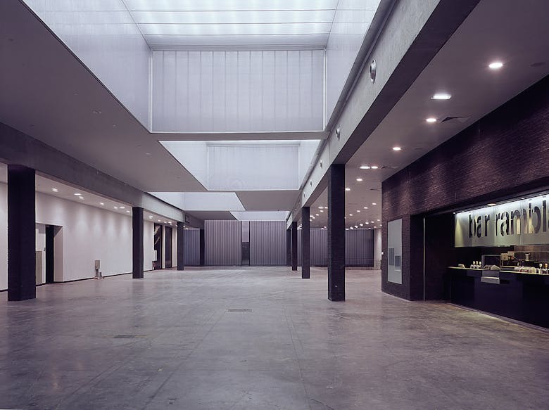 Entree hall "Xpo Hallen" in Kortrijk, 1998-1999 | © Reiner Lautwein