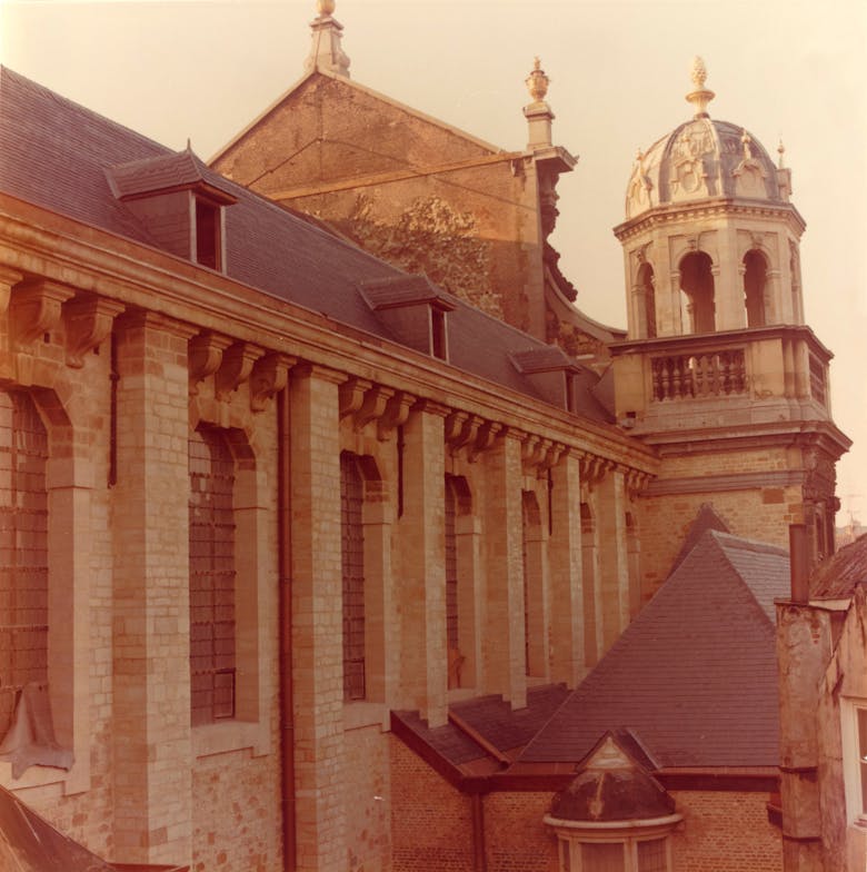 Restauratie van de Sint-Carolus Borromeuskerk in Antwerpen, circa 1960