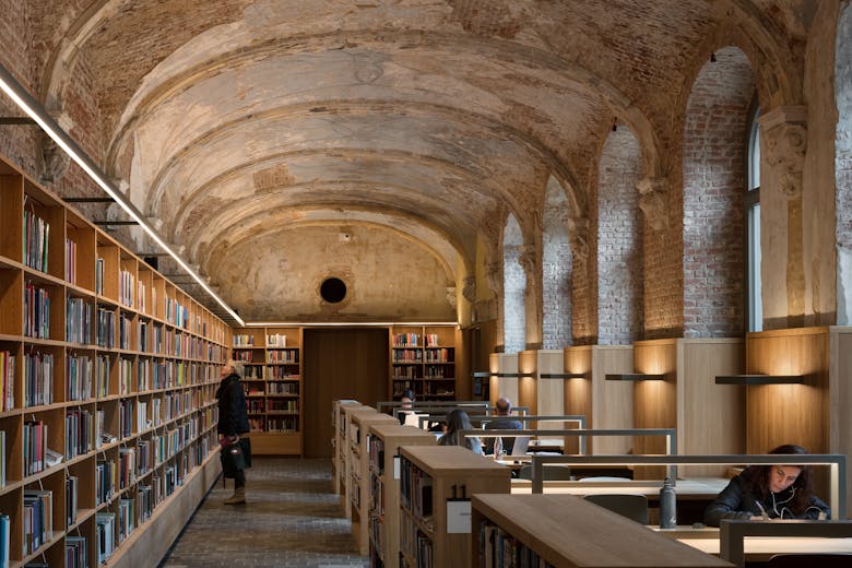 Stadsbibliotheek Het Predikheren (Mechelen) - Korteknie Stuhlmacher Architecten, Callebaut architecten, Bureau Bouwtechniek