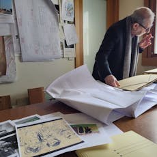Portret van Alvaro Siza in zijn bureau in Porto, 25 maart 2023 Beeld Marc Dubois