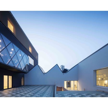Architectenbureau TV 4CV i.s.m. Compagnie-O architects, Eperon d’Or, Izegem © Tim Van de Velde