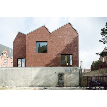 Basisschool De Springplank, Brugge, Tom Thys architecten i.s.m. Carton123 architecten © Olmo Peeters