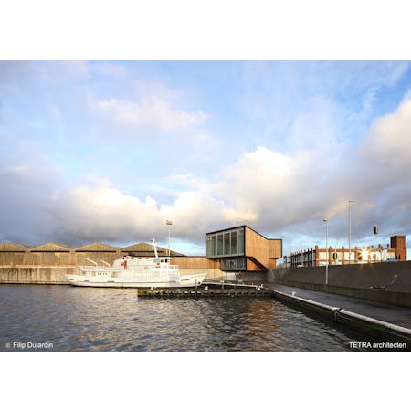 Bezoekerscentrum Haven van Gent, Tetra architecten, © Filip Dujardin