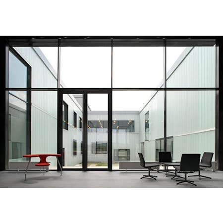 Kantoor- en bedrijfsgebouw SEW, Leuven, 8 office architects, Bram Aerts ir architect © Filip Dujardin