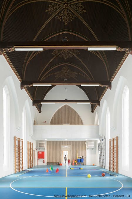 Kleuter- en basisschool Sint-Lievenspoort, Gent, evr-architecten i.s.m. Callebaut-Architecten © Stijn Bollaert