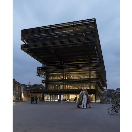 Stadsbibliotheek De Krook, Coussée & Goris architecten i.s.m. RCR Arquitectes © Marie-Françoise Plissart