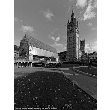 Stadshal Gent, Robbrecht & Daem Architecten en Marie-José Van Hee © Marc De Blieck
