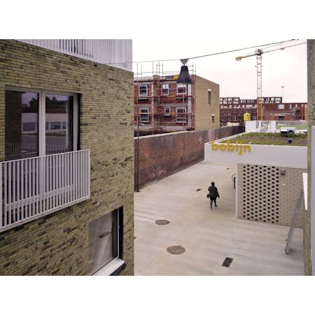 Woningen en kinderdagverblijf Van Luppenstraat, Puls architecten © Puls architecten