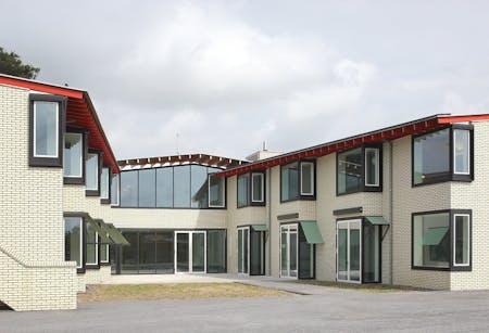 Woonzorgcentrum Kapelleveld, architecten de vylder vinck taillieu © Filip Dujardin