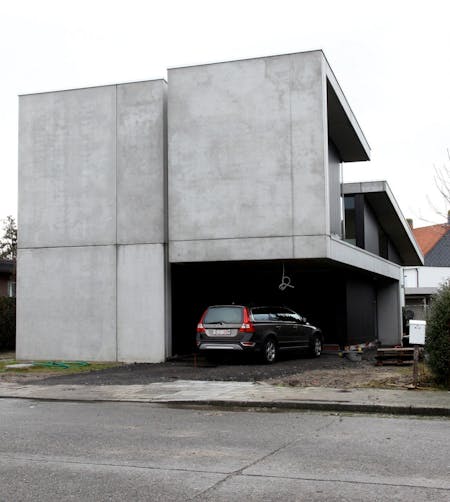 Nieuwbouw alleenstaande woning in beton, architectenbureau Kris Vandecasteele, Oostende © Liesbet Goudenhooft